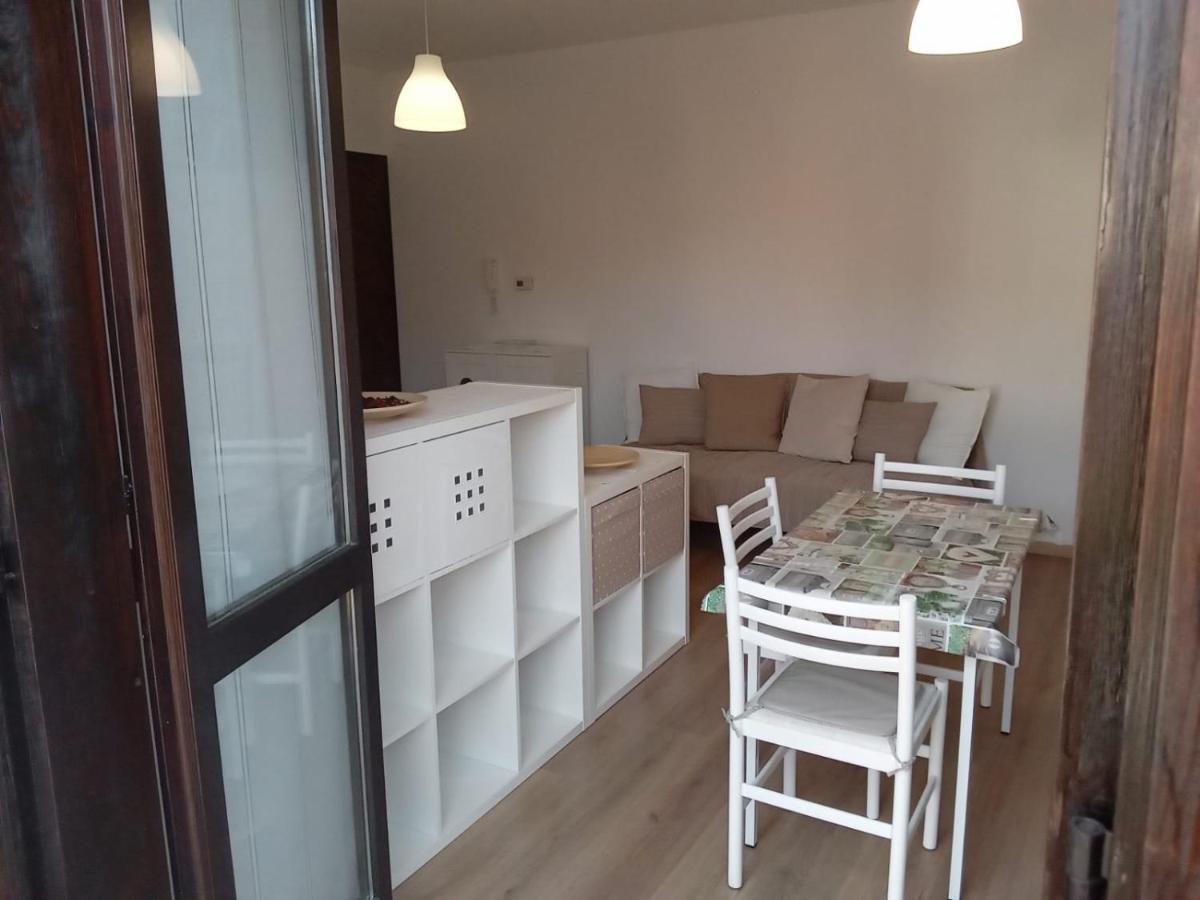 Appartamento Casa Stefania 3 Mandello del Lario Esterno foto